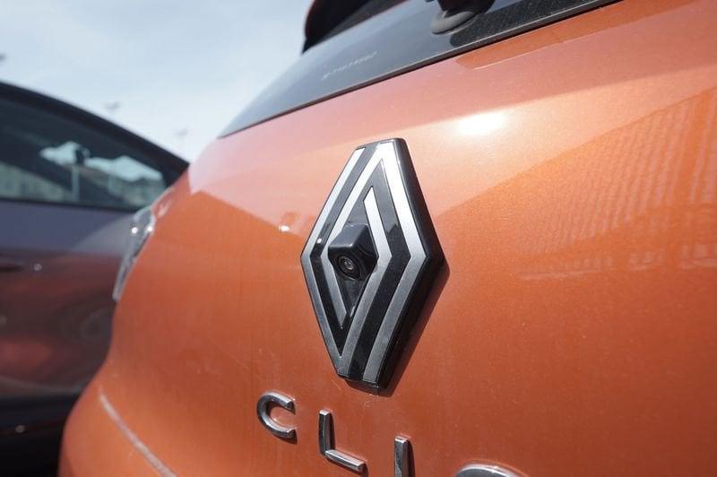 Renault Clio V 2023 1.6 E-Tech full hybrid Evolution 145cv