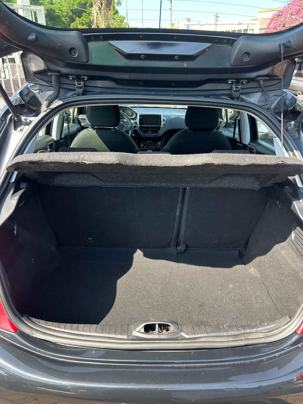 Peugeot 208 1.4 HDi 68 CV 5 porte Active