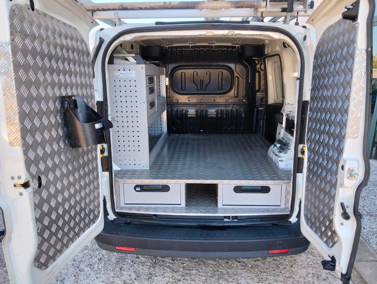 FIAT Doblo cargo 1.6 mjt 16v SX 105cv E5+(E5)