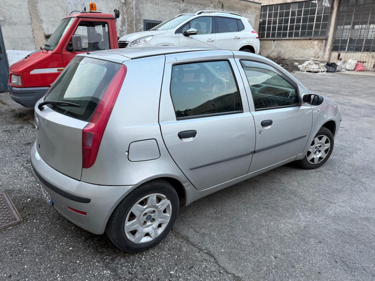 Fiat Punto 1.2i cat 5 porte EL