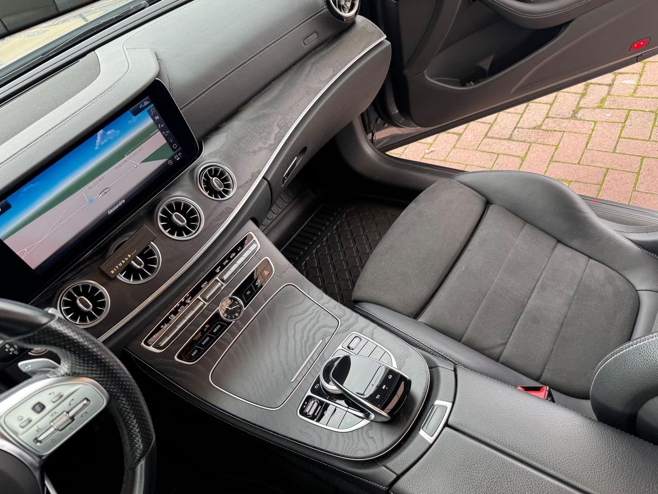 Mercedes-Benz E 220 Premium Plus E 220 D #9679