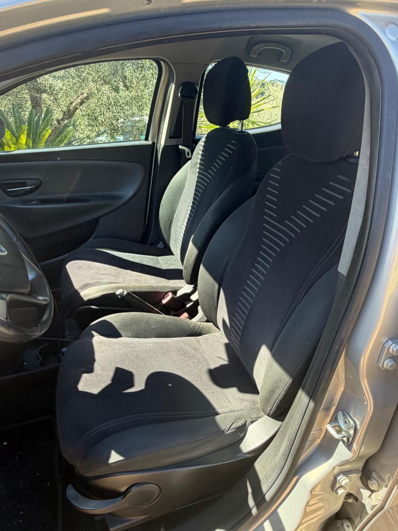 Lancia Ypsilon 1.3 MJT 16V 95 CV 5 porte S&S Gold