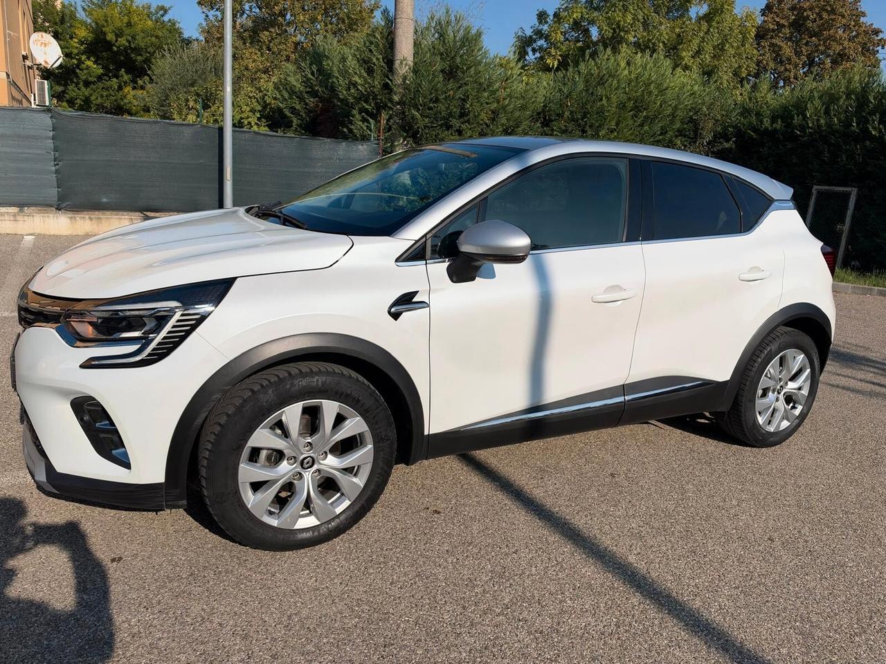 Renault Captur 1.0 tce Gpl - NAV. - NEOP. - 12 MESI DI GARANZIA -