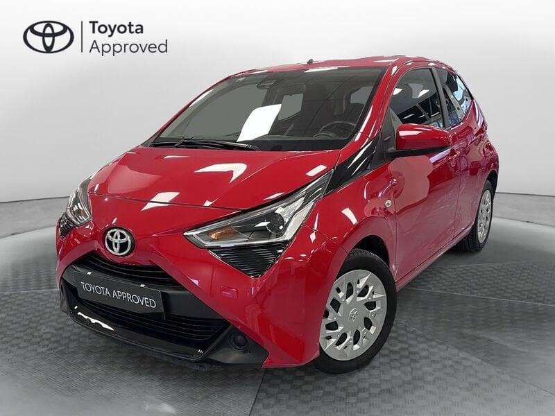 Toyota Aygo Aygo Connect 1.0 VVT-i 72 CV 5 porte x-play