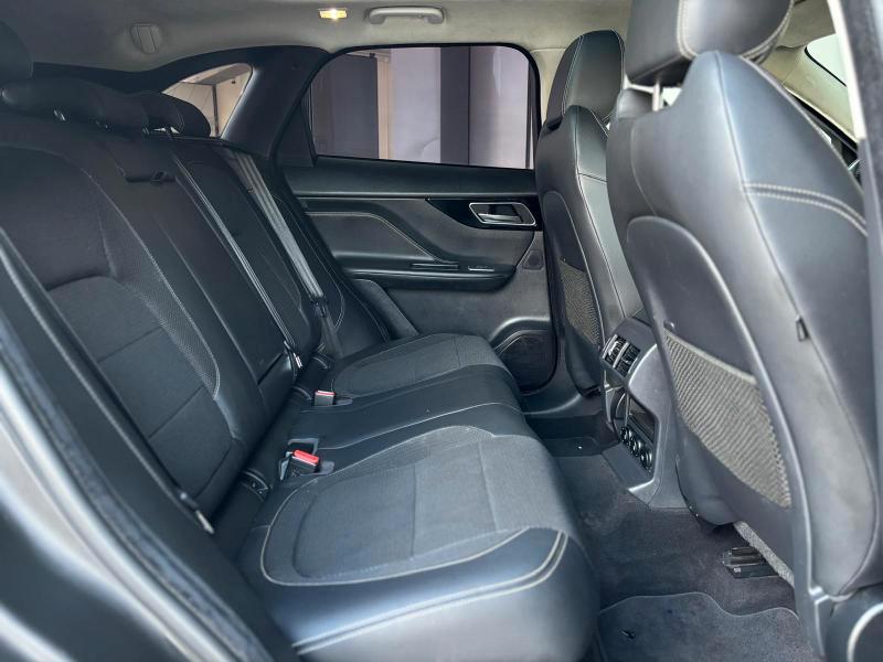 Jaguar F-Pace 2.0d i4 R-Sport awd 180cv auto my20