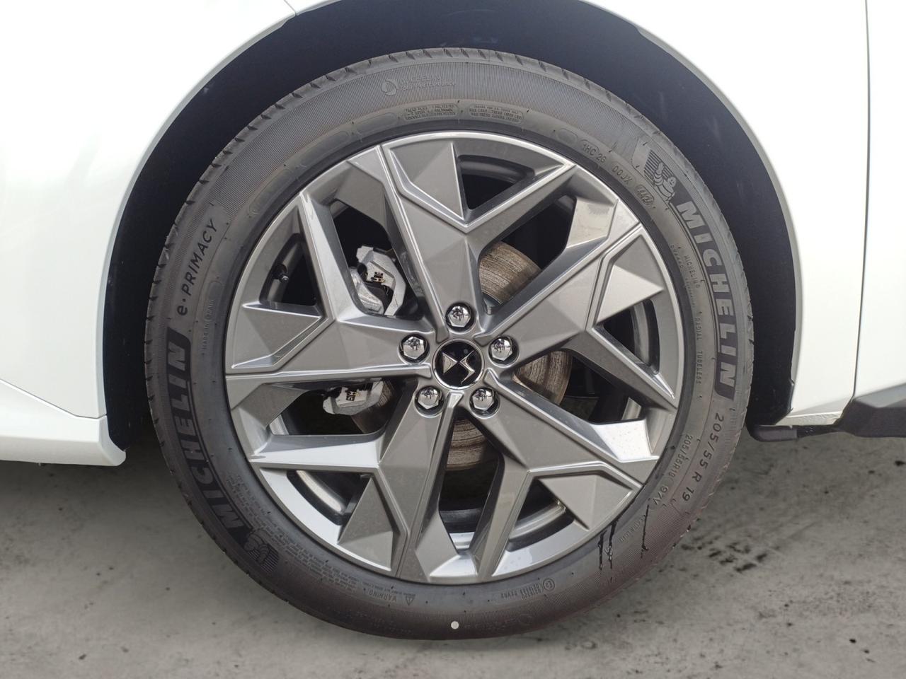 DS DS 4 PALLAS HYBRID 145