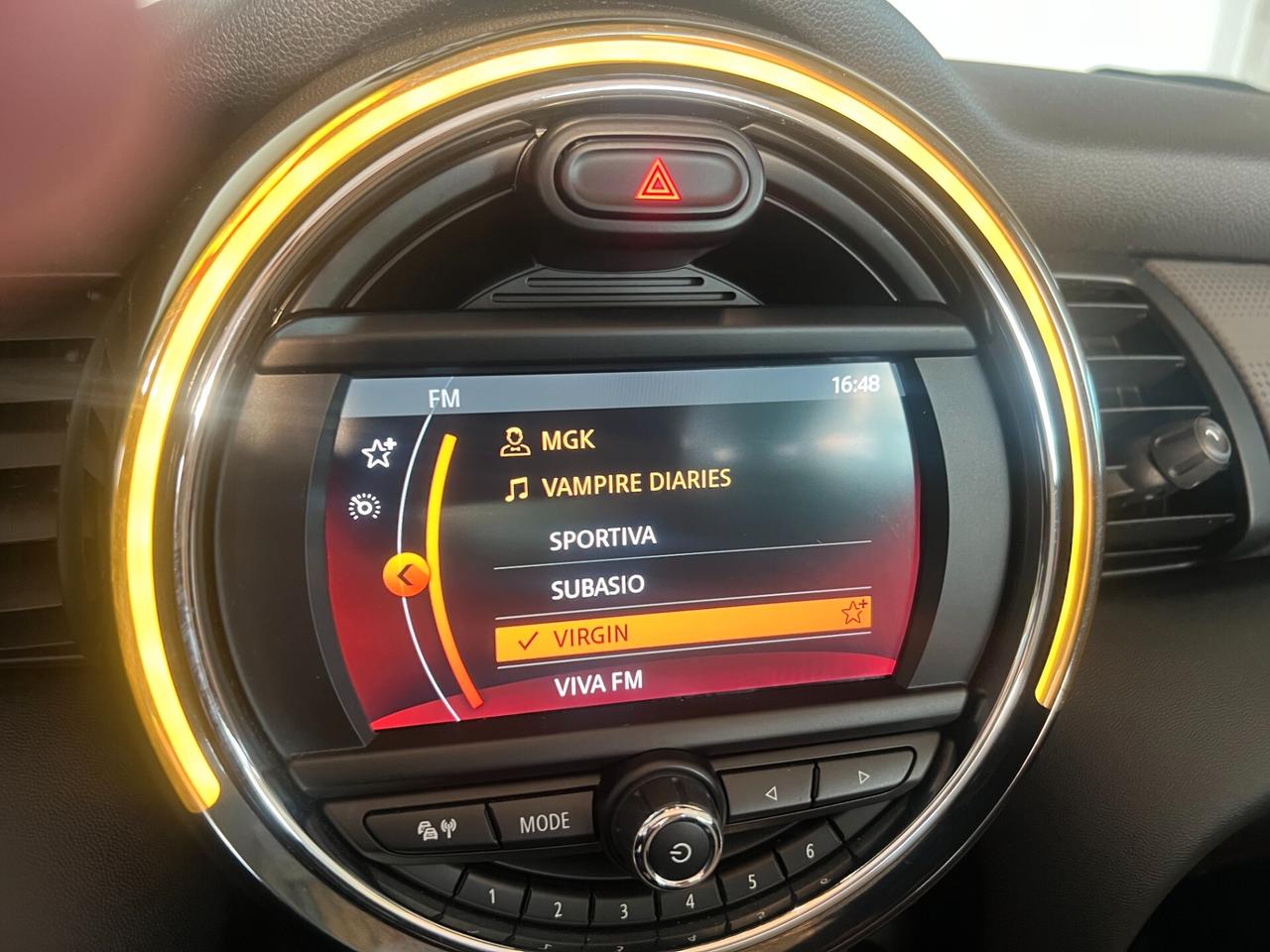 Mini 1.5 Cooper Cabrio AUTOMATICA OK NEOPATENTATI