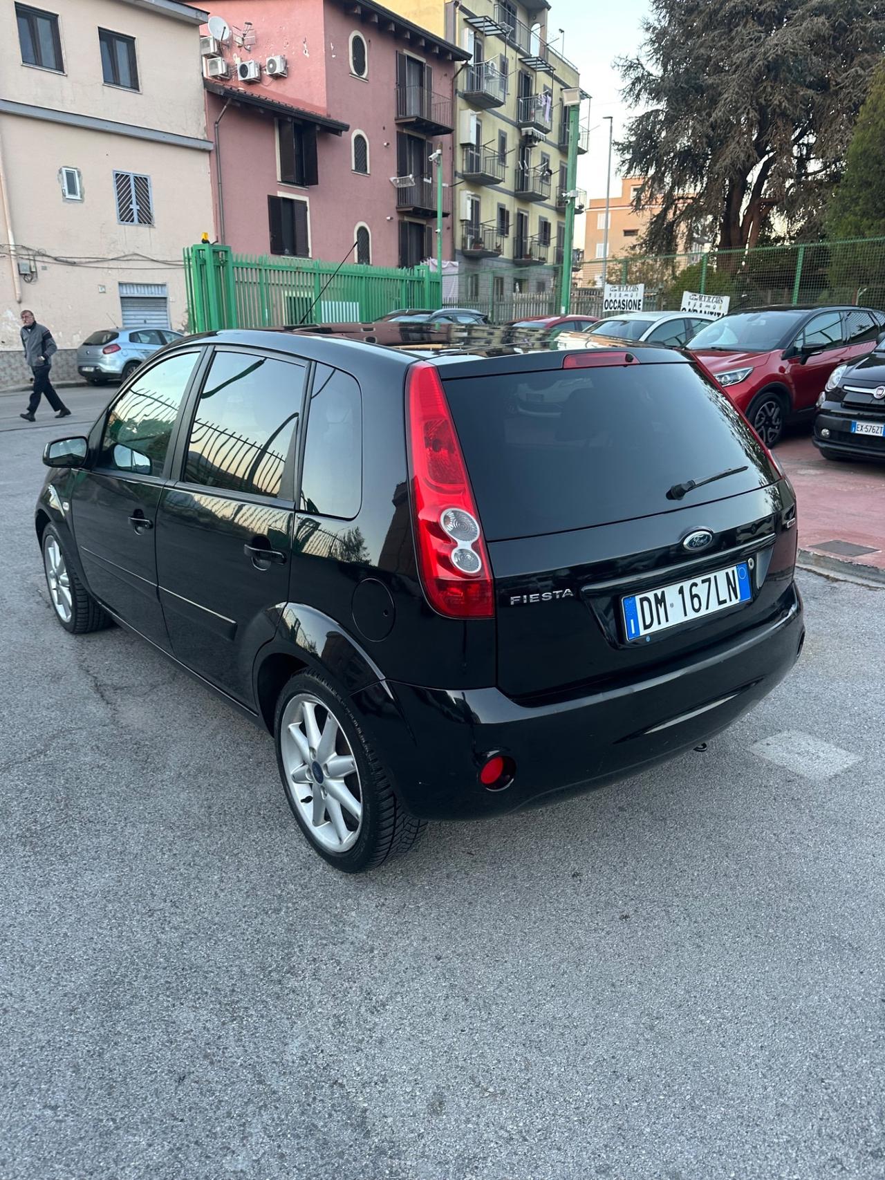 Ford Fiesta 1.4 TDCi 5p. Ghia