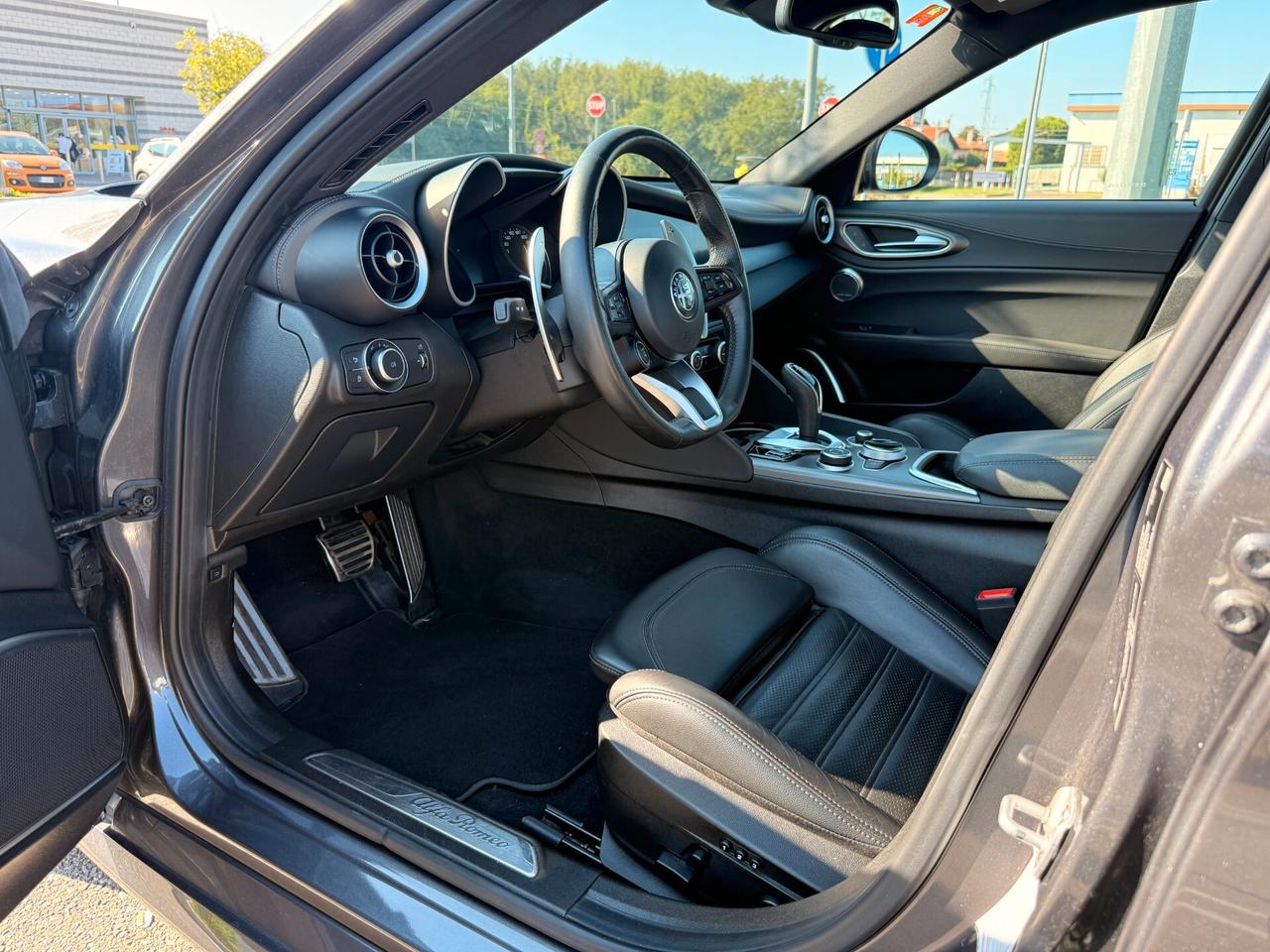 Alfa Romeo Giulia 2.0 Turbo 280 CV AT8 Veloce
