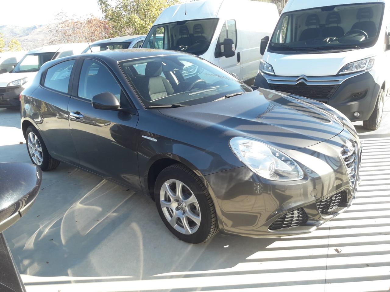 Alfa Romeo Giulietta 1.6 JTDm-2 105 CV Distinctive