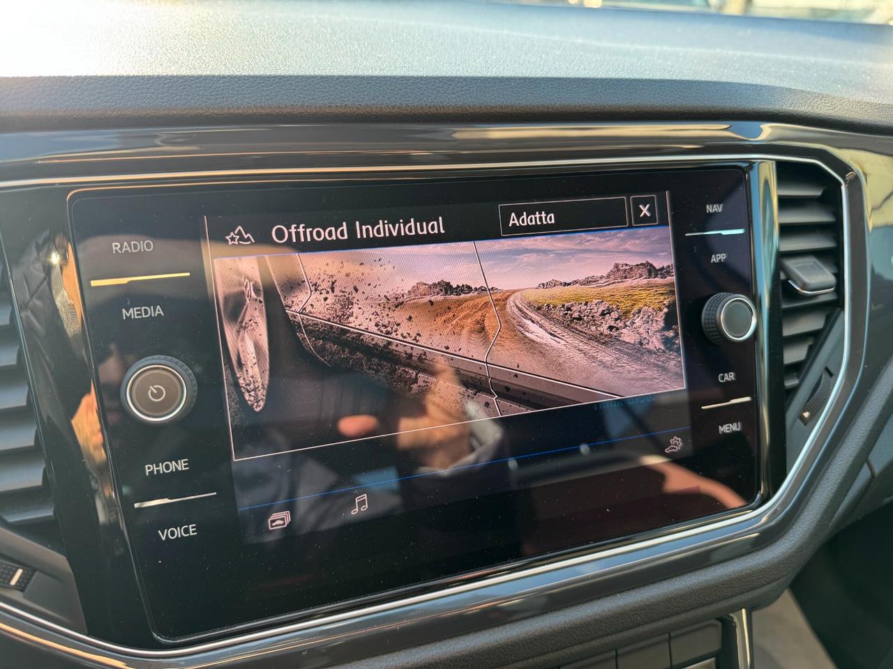 Volkswagen T-Roc 2.0TDI 150CV DSG 4x4 Adv. BlueM. Tech.