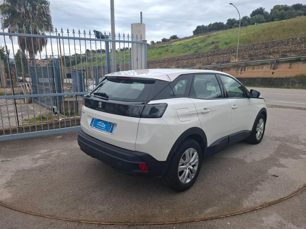 Peugeot 3008 1.5 130cv BlueHDi anno 07-2022