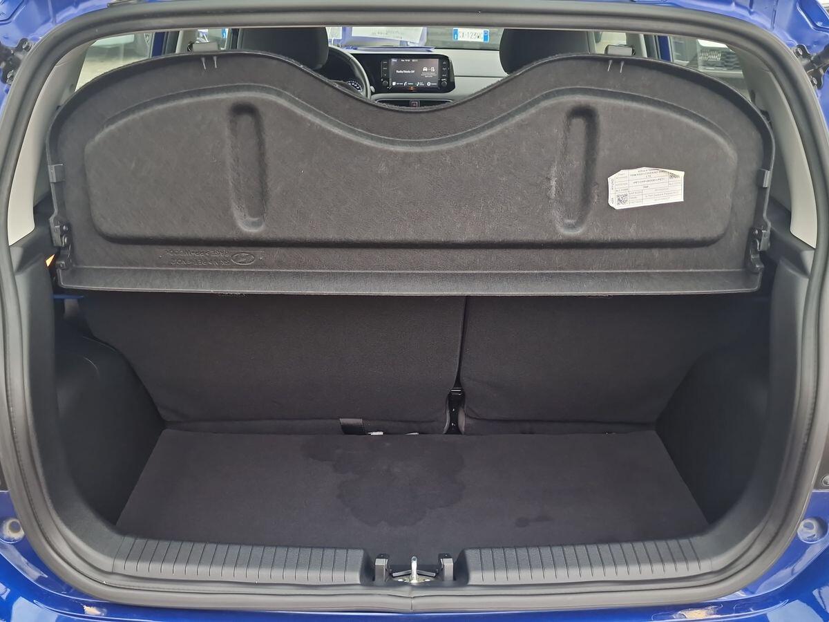 HYUNDAI I10 1.0 TECH + CONNECT