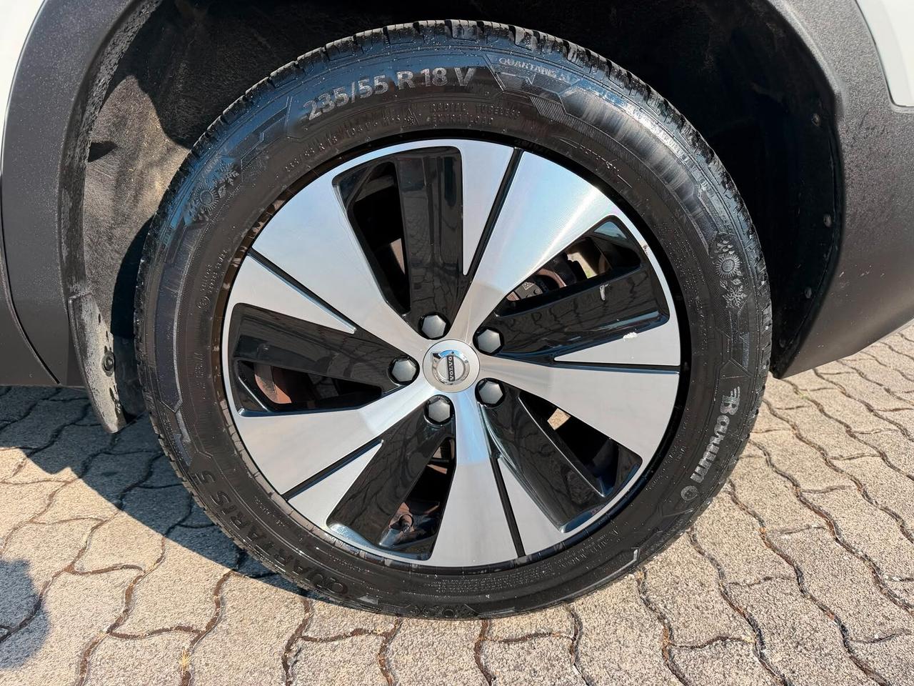 Volvo XC40 T4 Recharge Plug-in Hybrid automatico Essential