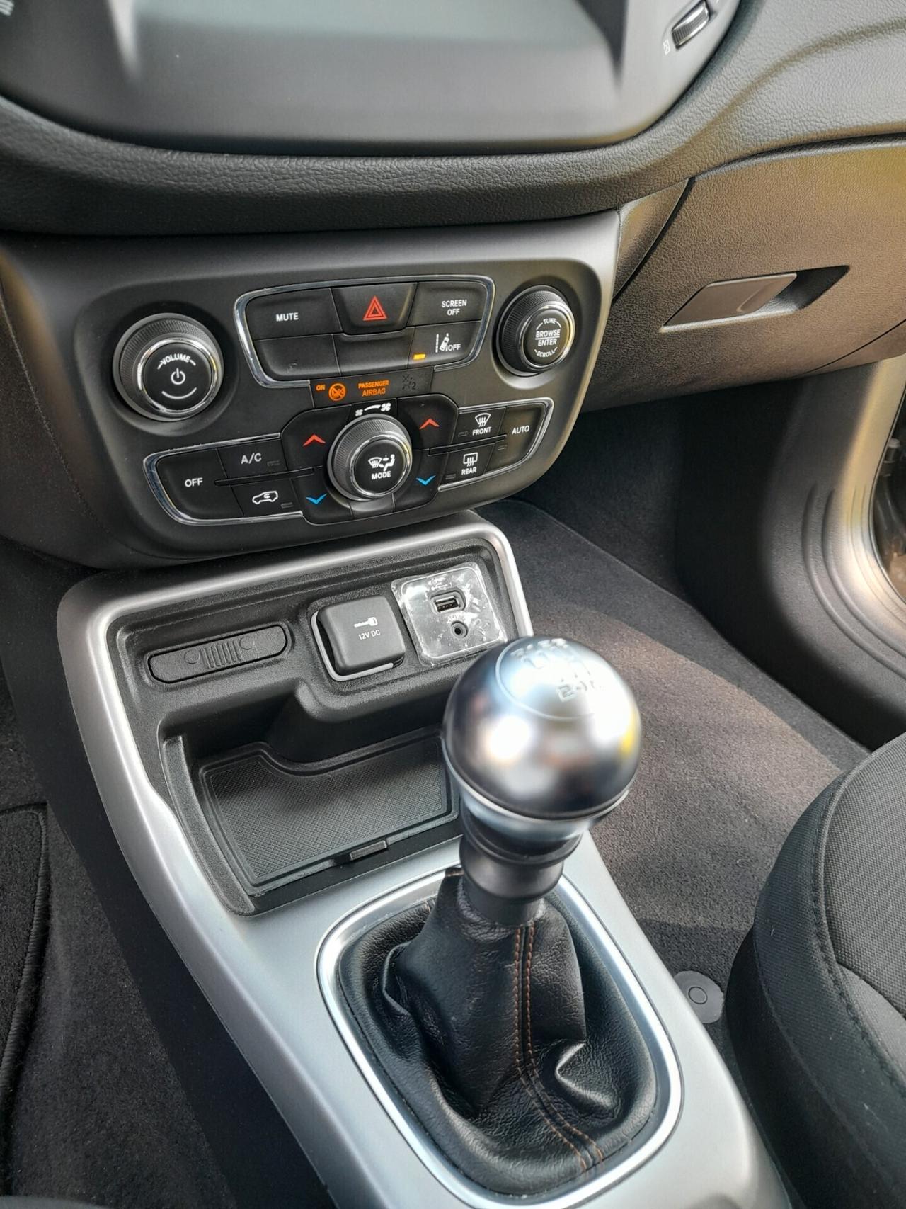 Jeep Compass 1.6 M-jet 120cv TUTTA pari al NUOVO