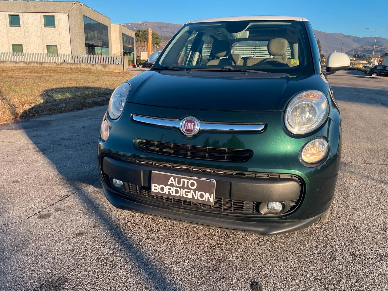 Fiat 500L 1.6 Multijet 105 CV Lounge si neopatentati