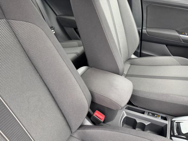 VOLKSWAGEN T-Roc TSI LIFE+NAVI+PARK AUTOMATICO+VIRTUAL+BICOLOR