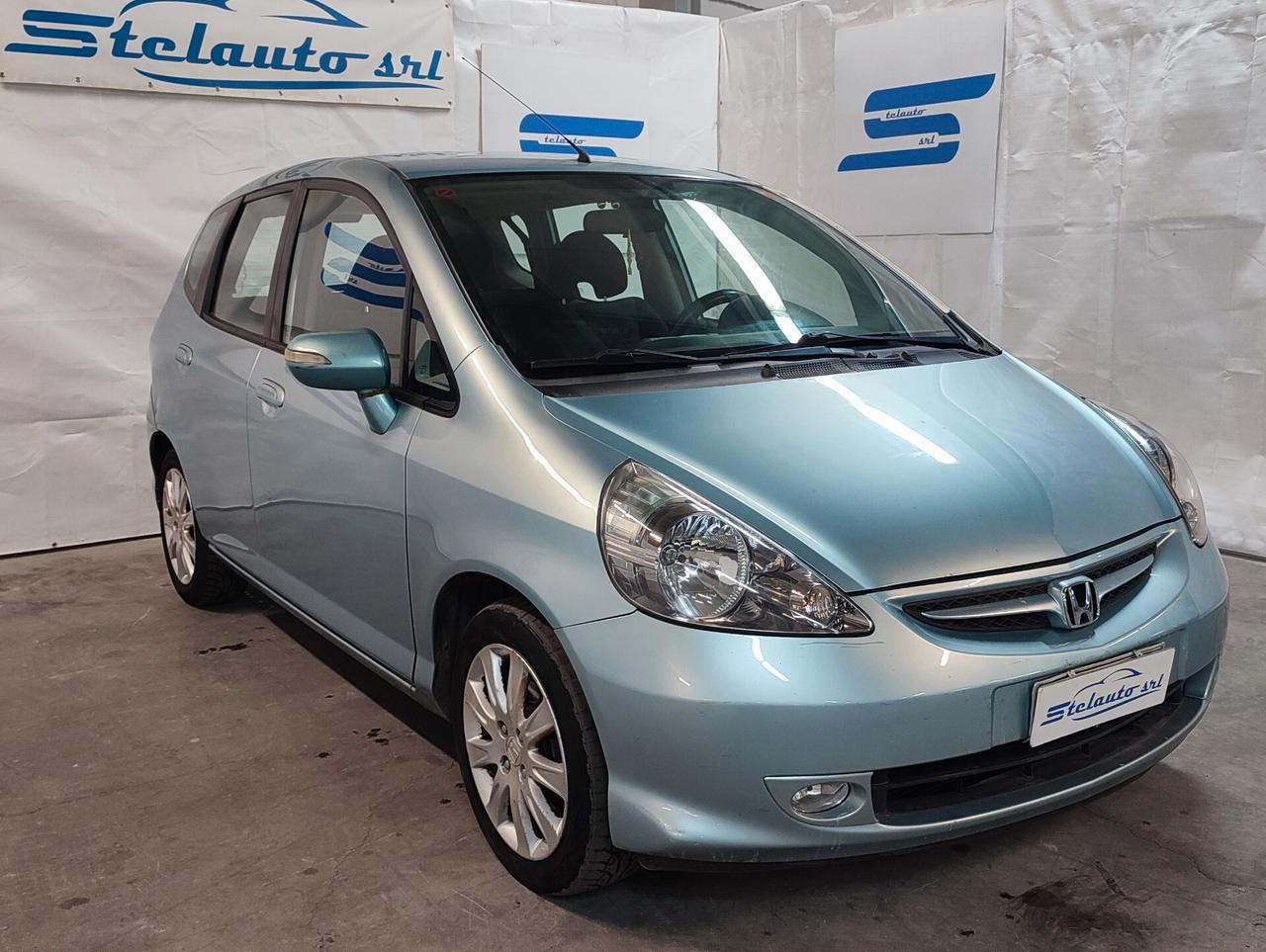 Honda Jazz 1.4 i-DSi 5p. 7 Speed CVT Graph. NEOPATENTATO