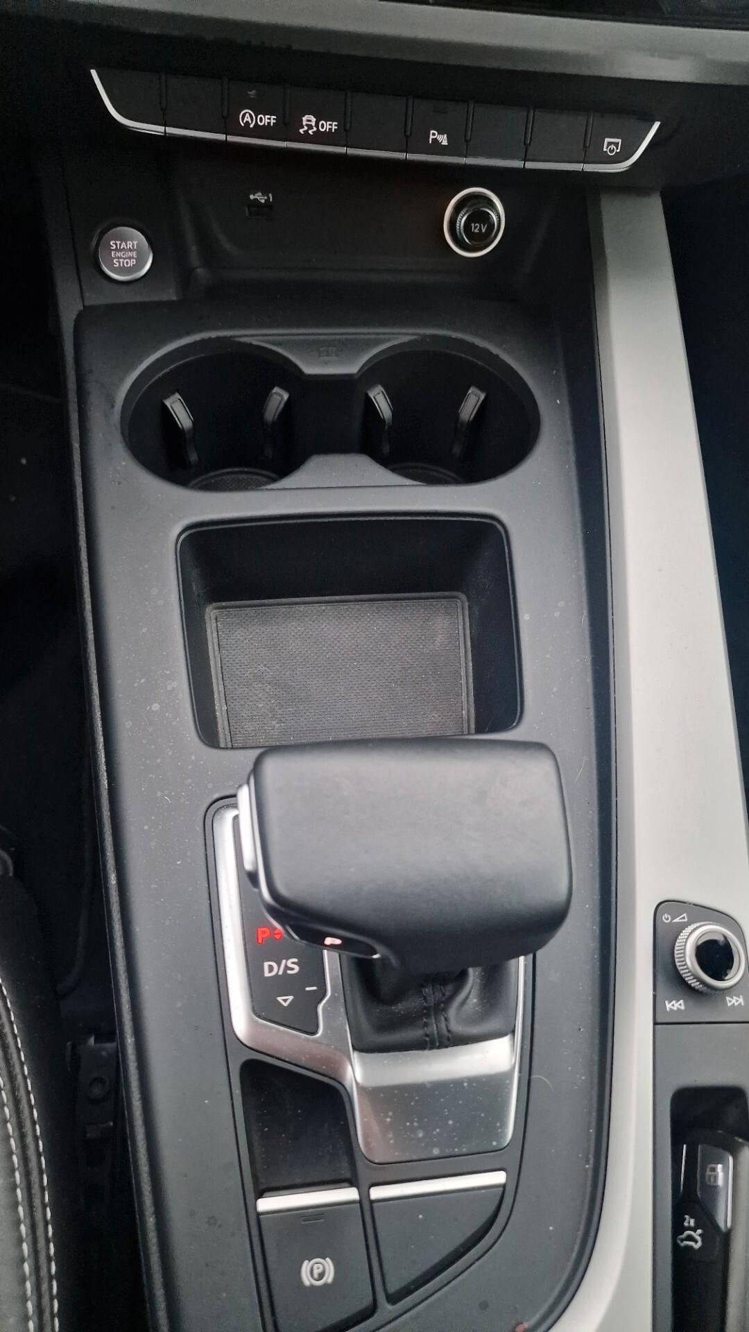 Audi A4 Avant 40 TDI S tronic S line edition