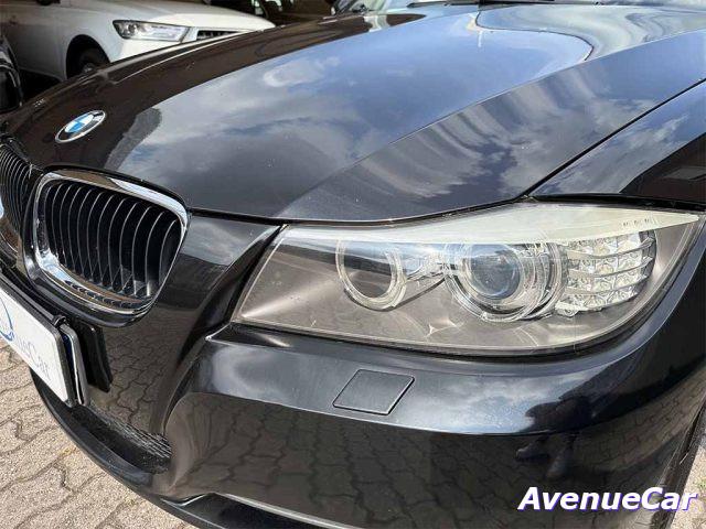BMW 320 d BERLINA ATTIVA XENO CERCHI 17'' SEDILI SPORTIVI