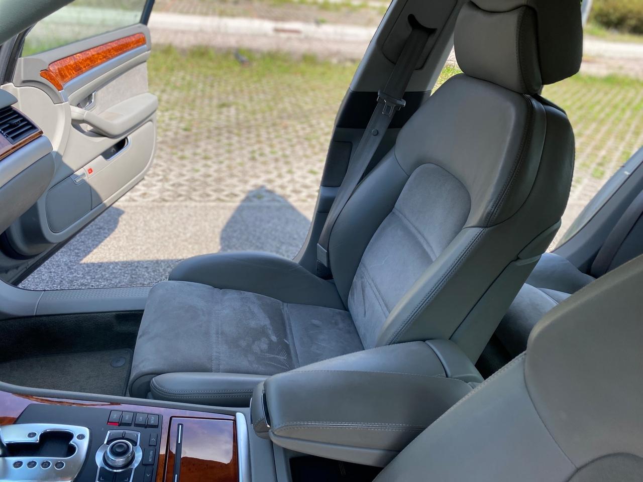Audi A8 4.2 V8 TDI F.AP. quattro tiptronic 145.000km