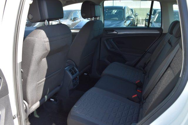 VOLKSWAGEN Tiguan 2.0 TDI SCR Life *Telecamere 360, Sedili risc.*