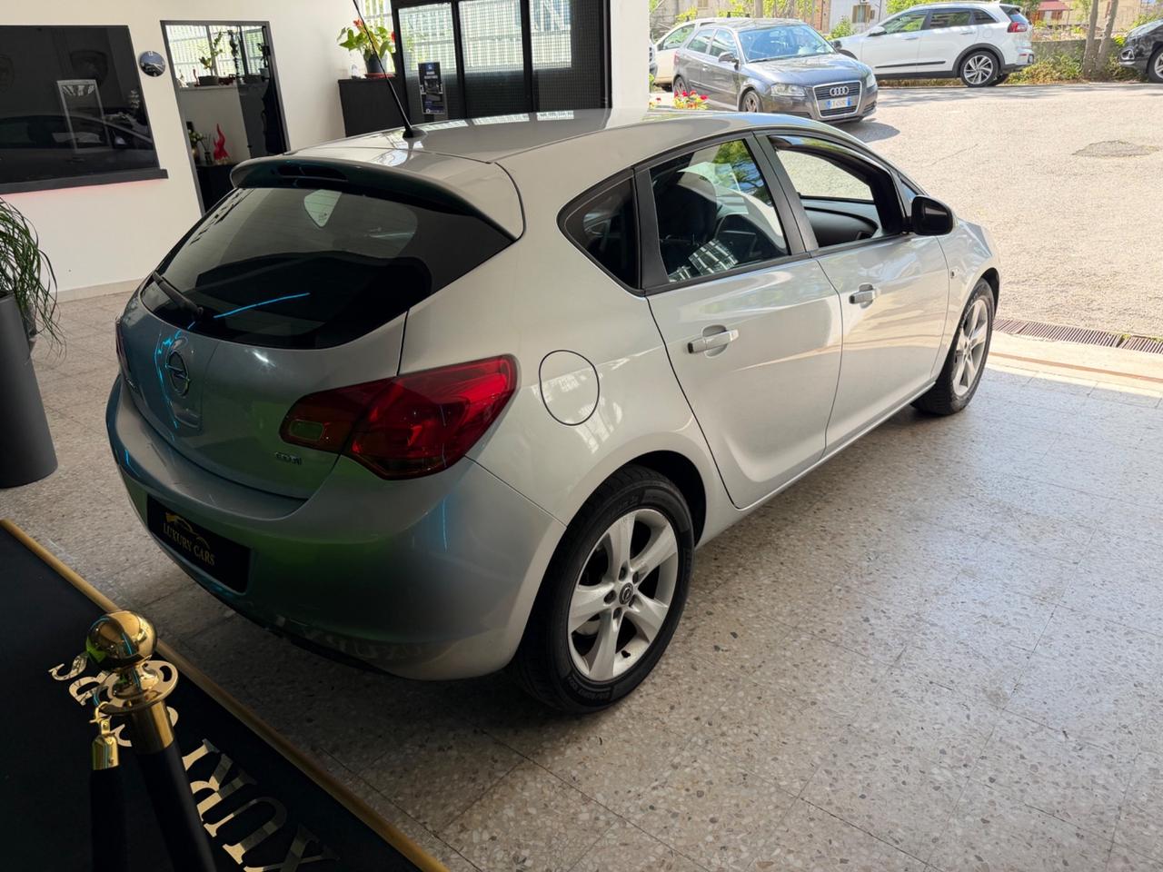 Opel Astra 1.7 CDTI 110CV 5 porte 2010