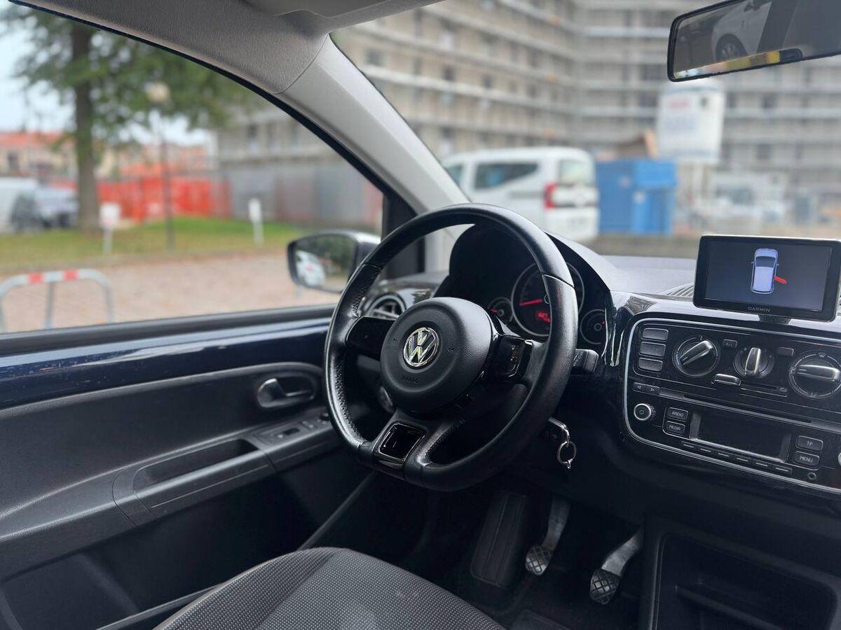 Volkswagen up! 5 Porte DOPPIO TRENO GOMME E CERCHI !
