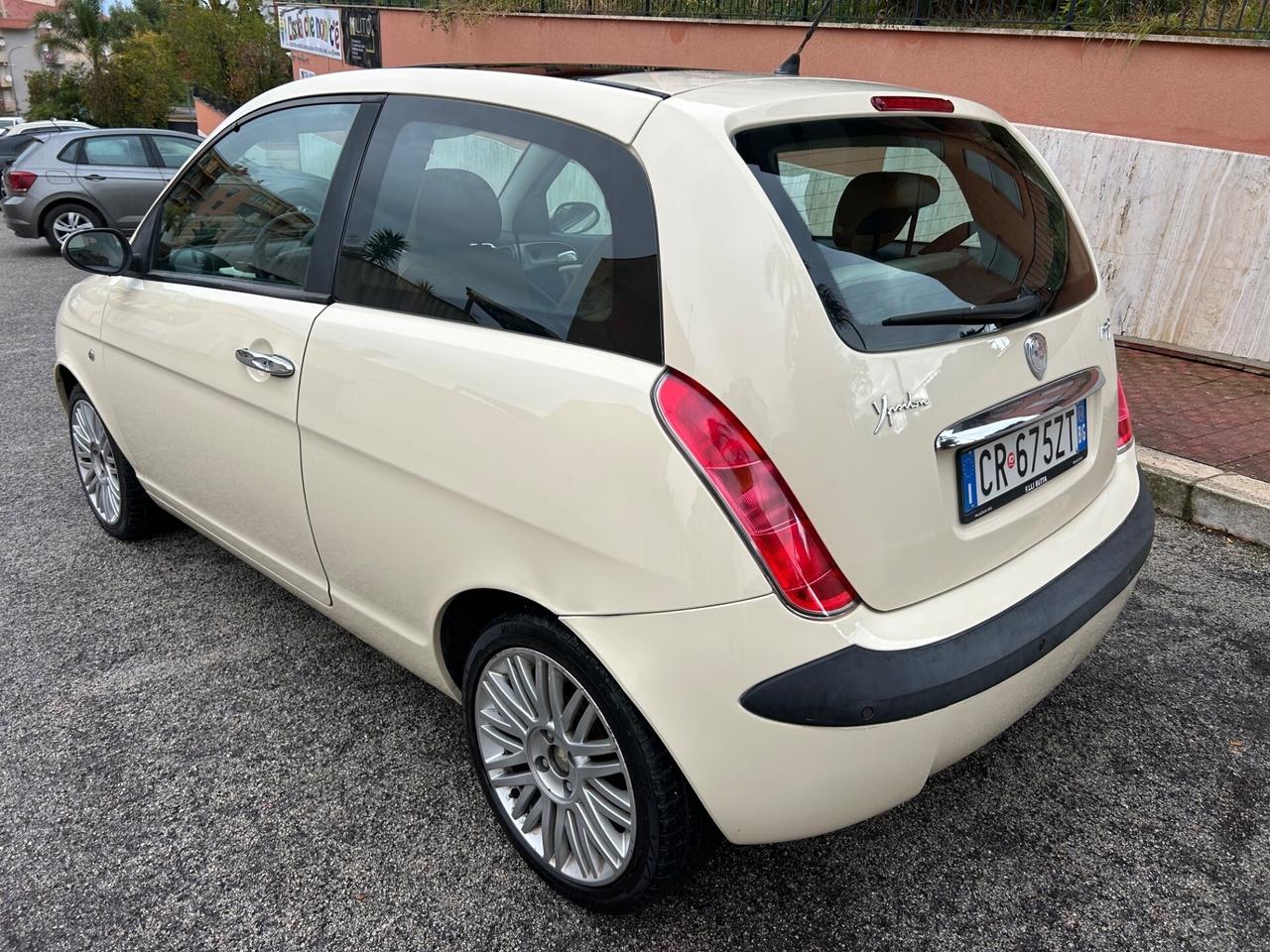 Lancia Ypsilon 1.3 Multijet ideale per neo patenta