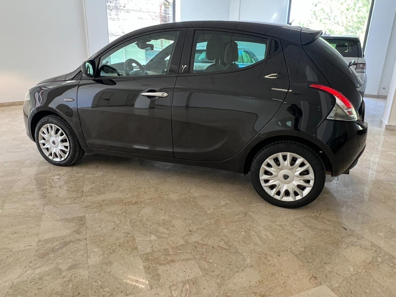 Lancia Ypsilon 1.3 MJT 16V 95 CV 5 porte S&S Gold