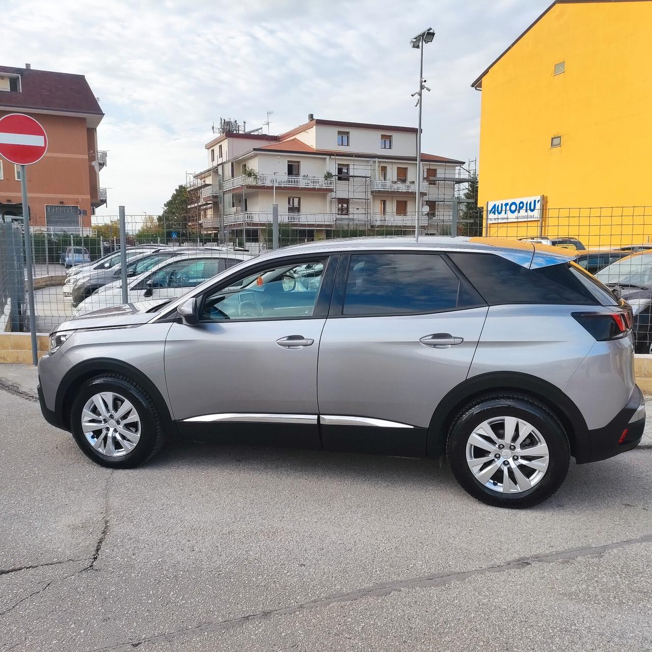 Peugeot 3008 BlueHDi 120 S&S Business