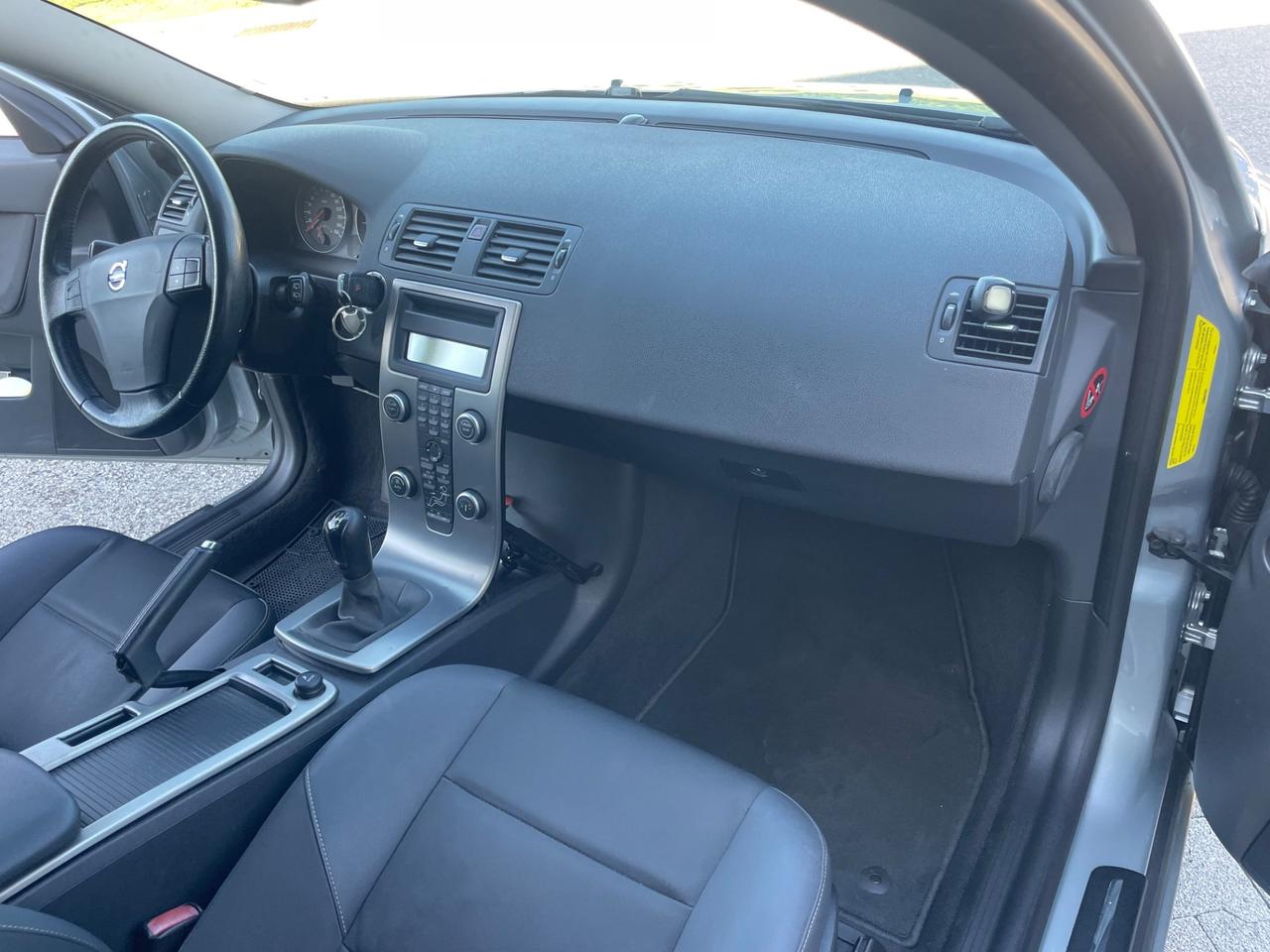 Volvo V50 1.6 D ok neo patentati pronta al uso