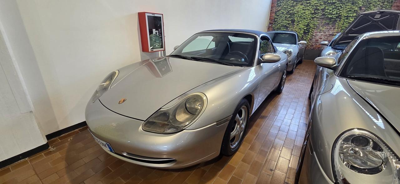 996 911 Porsche Carrera Cabriolet asi Italia Book