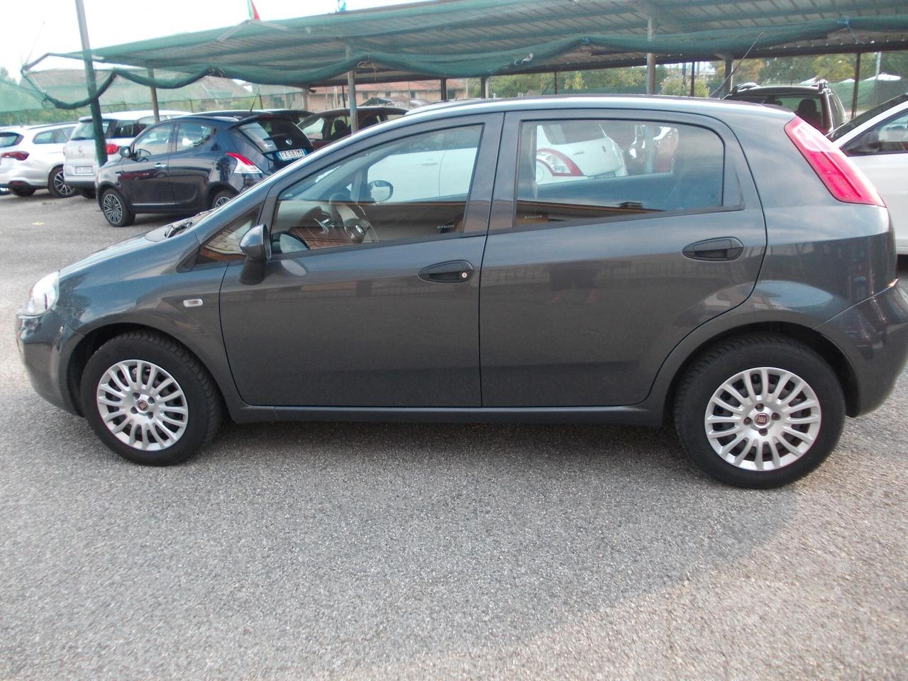 Fiat Punto 1.4 8V 5 porte Street GPL