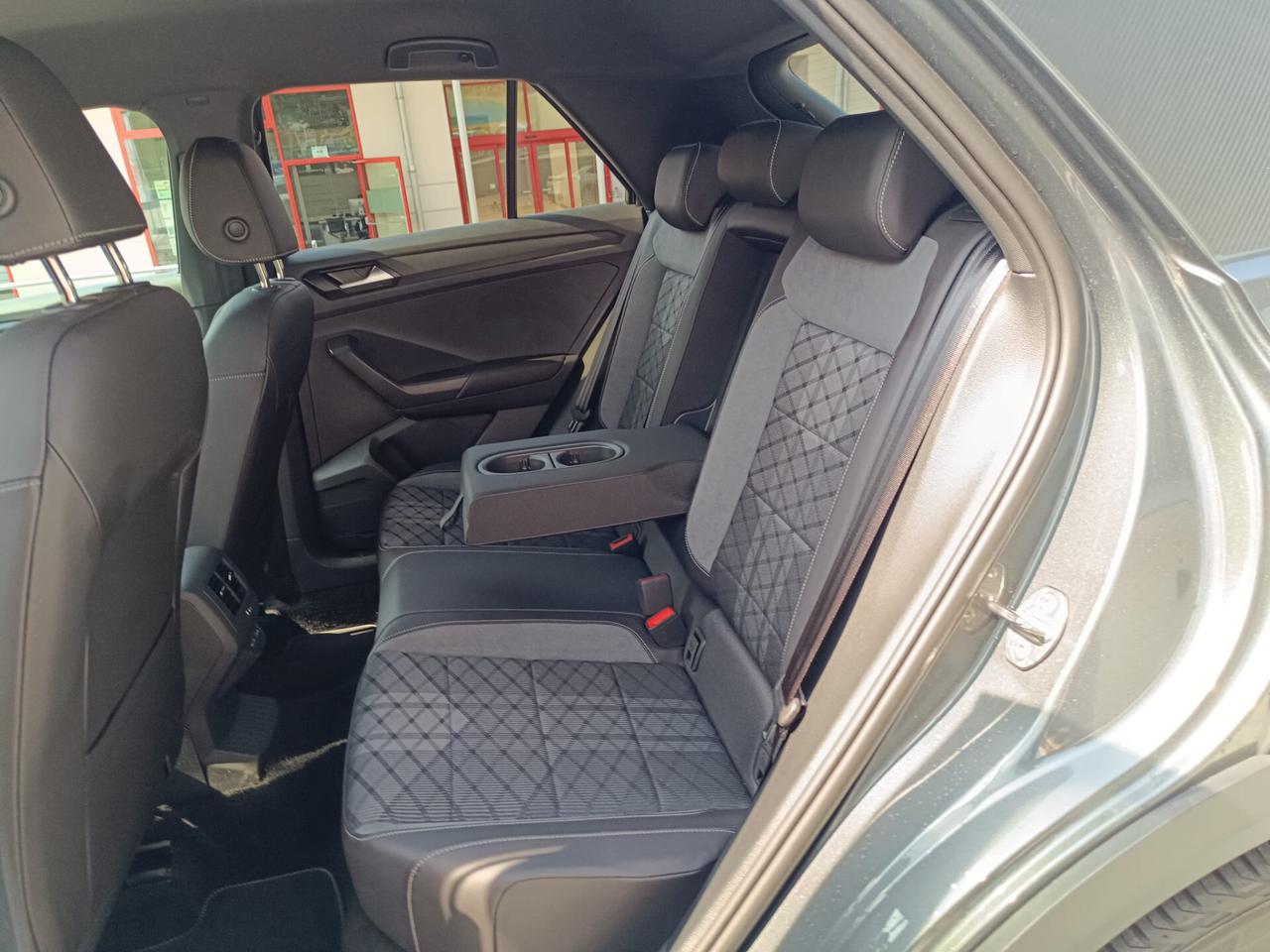 VOLKSWAGEN T-ROC 2.0 TDI 150CV 4MOTION R-LINE 4X4 4WD