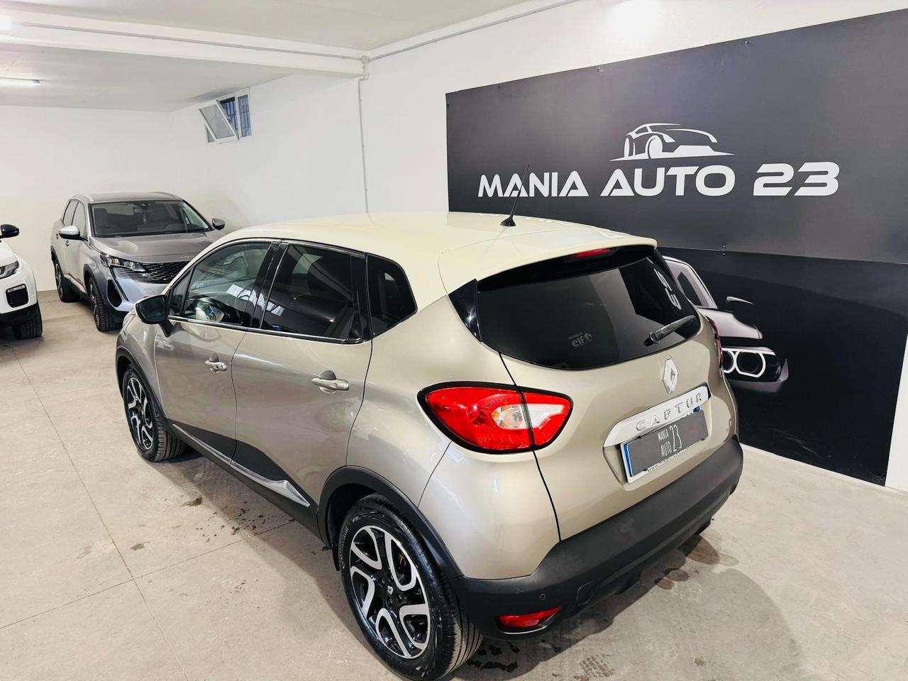 Renault CAPTUR *1.5 DCI*AUTOMATICA*90 CV 5 porte Intens*NEOPATENTATI*