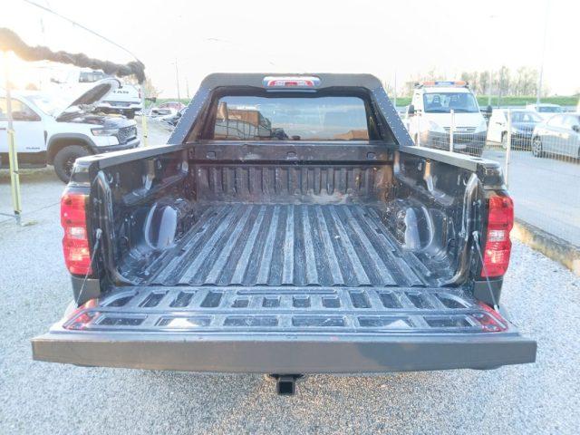 CHEVROLET Silverado LT 5.3 L V8 EcoTec3