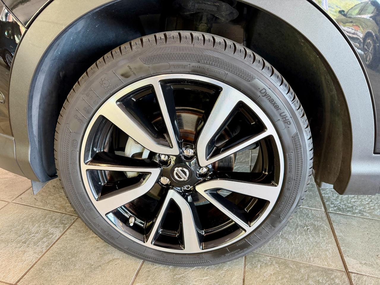 Nissan Qashqai 1.5 dCi 110 CV Tekna-NEOPATENTATI-