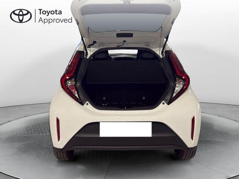 Toyota Aygo X 1.0B (72 CV) Active