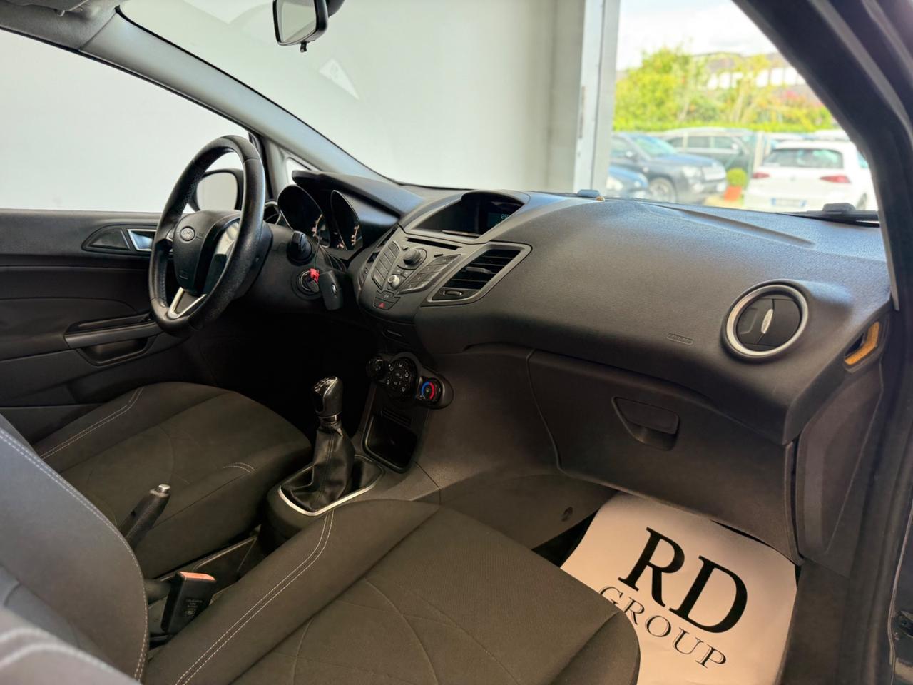 Ford Fiesta 1.5 TDCi 75CV Titanium unico proprietario ok neopatentati