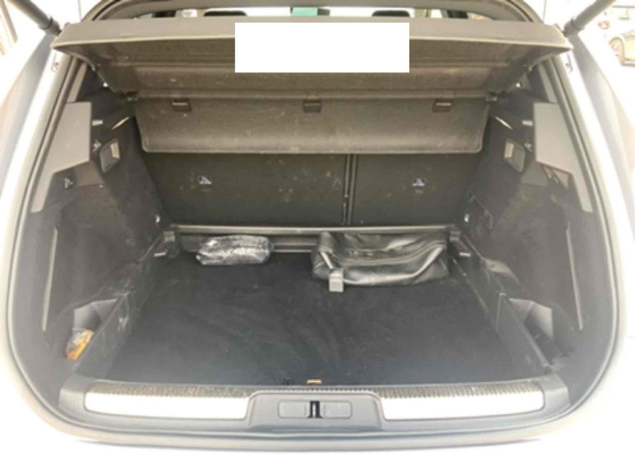 DS 7 CROSSBACK 1.5 BLUEHDI 130CV AUT. GRAND CHIC ( FARI LED - COCKPIT - CRUISE - PELLE - NAVI - MIRROR - PDC - TELECAMERA POST. - CERCHI 20 )