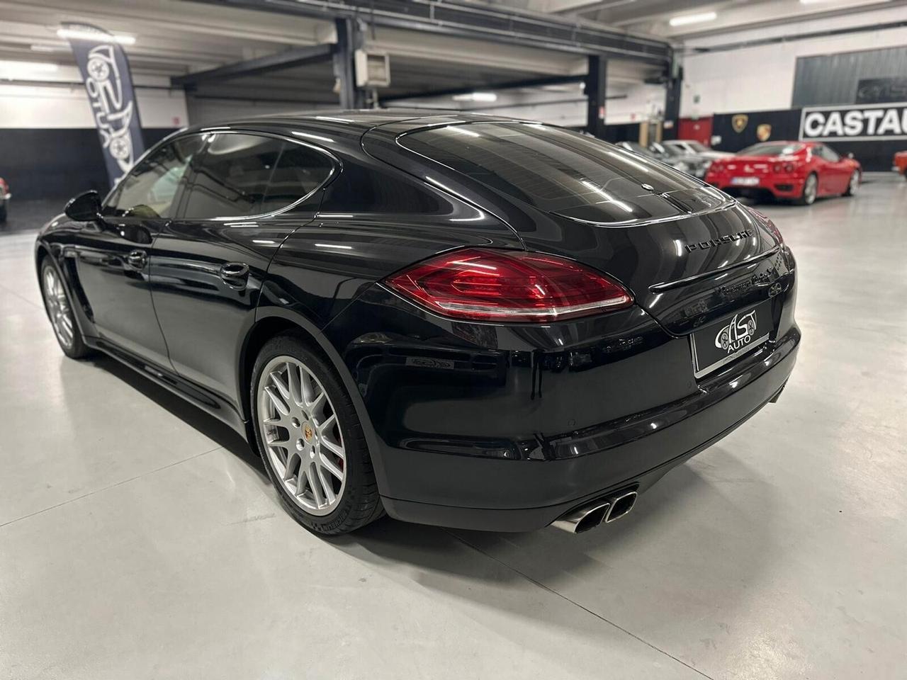 Porsche Panamera 4.8 Turbo full opt