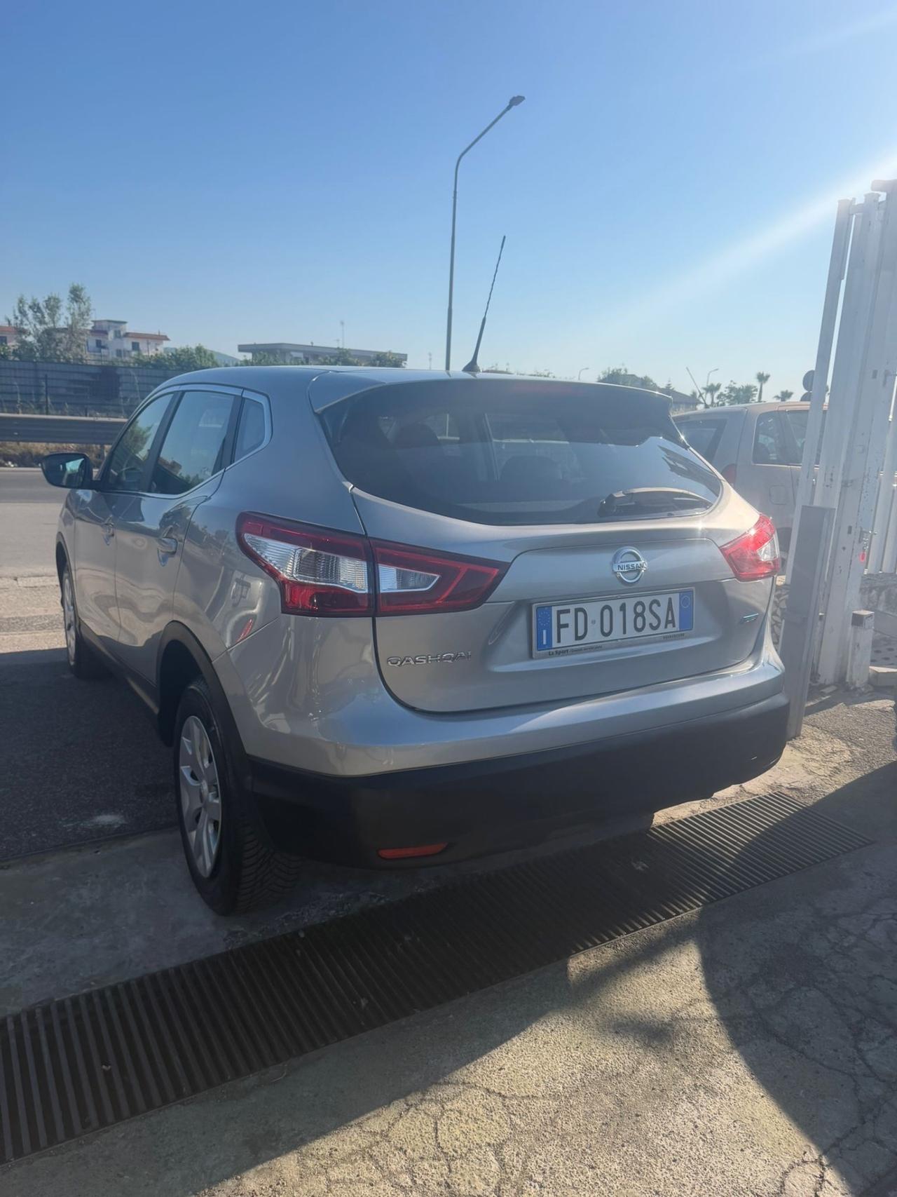 Nissan Qashqai 1.5 dCi Visia