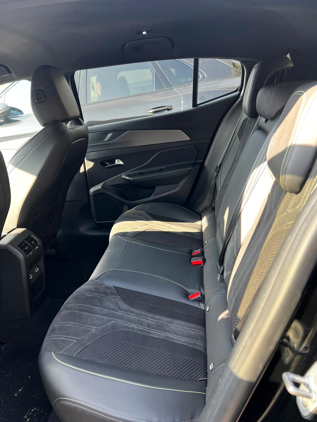 Peugeot 408 PureTech 130 S&S EAT8 GT