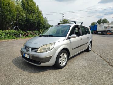 Renault Grand Scénic 1.9 dCi 7 posti
