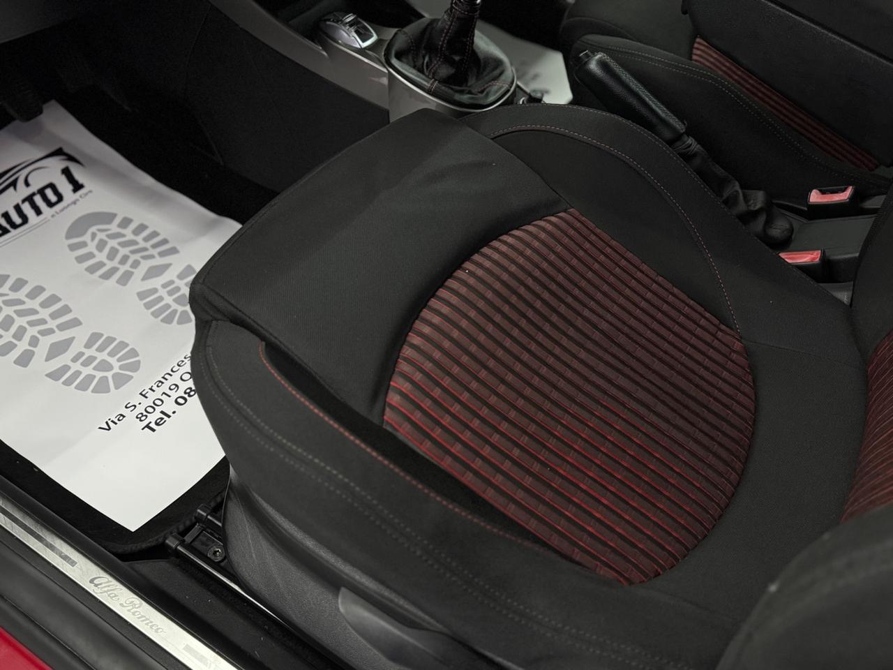 Alfa Romeo MiTo 1.6 JTDm Distinctive Premium Pack