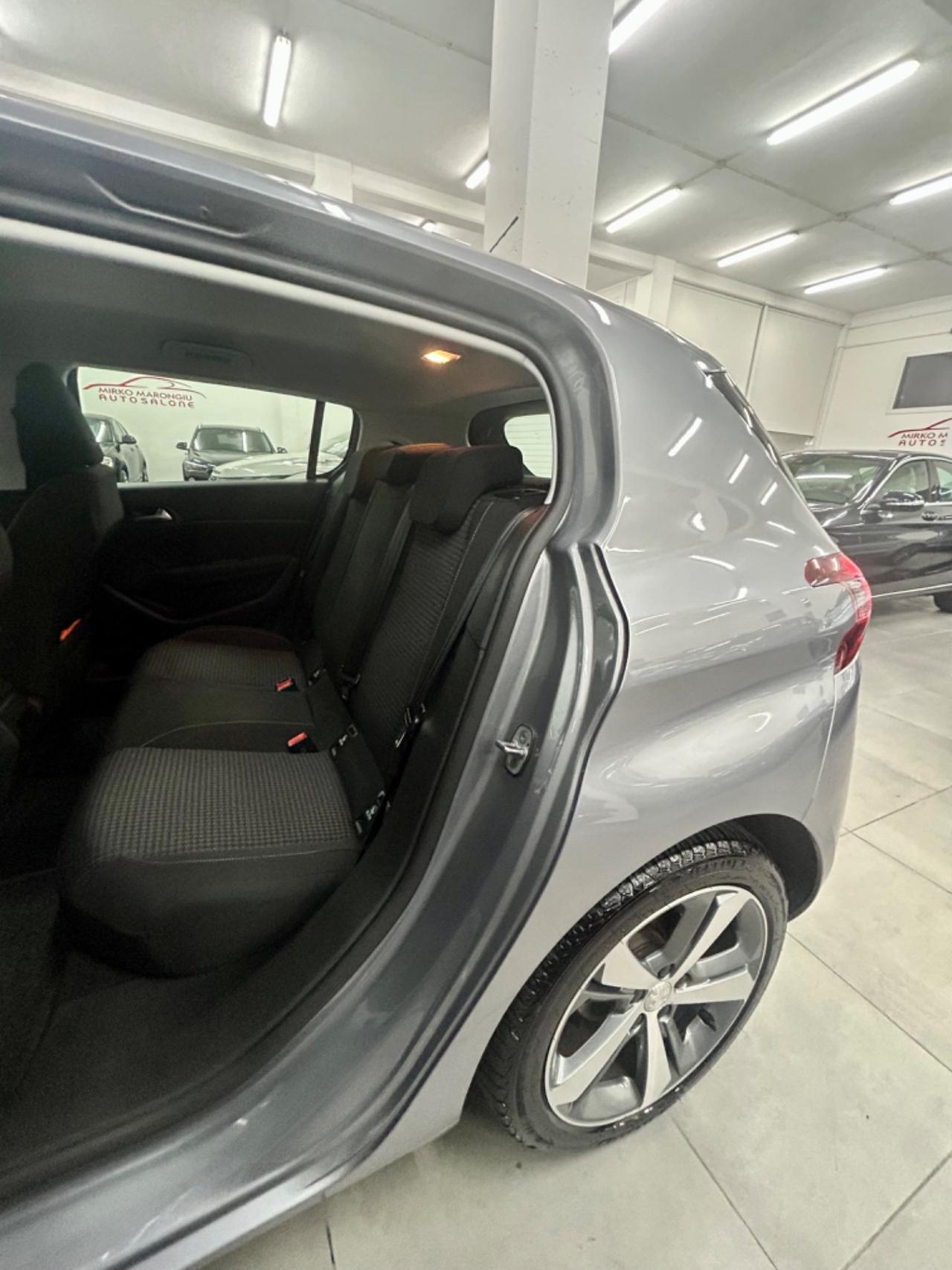 Peugeot 308 BlueHDi 130 S&S Allure FINANZIABILE