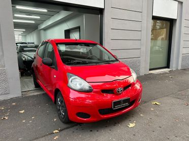 Toyota Aygo 1.0 Sol 5p 68cv NEOPATENTATI!!!