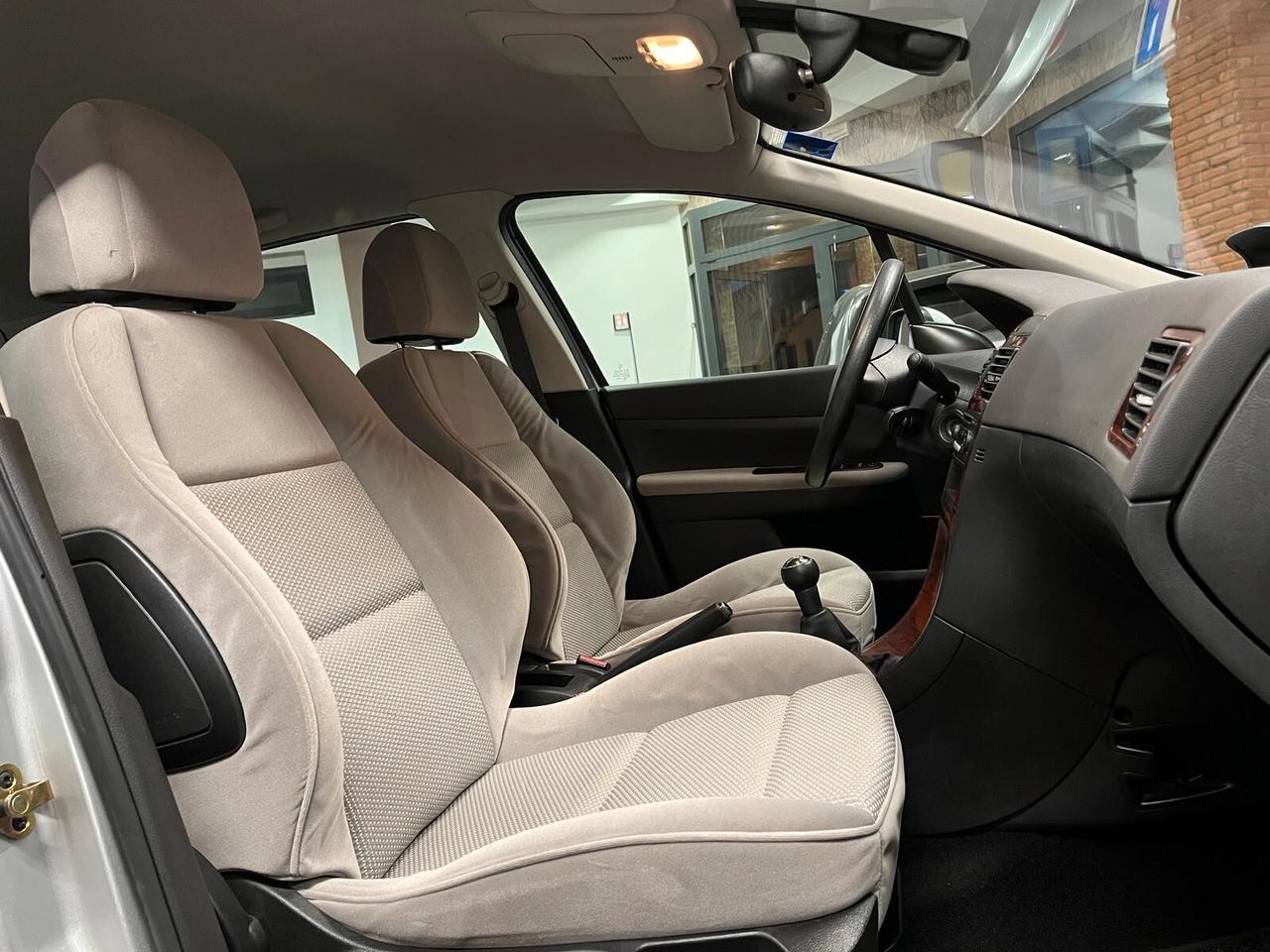 Peugeot 307 1.4 16V 5p. X-Line