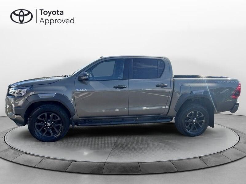 Toyota Hilux Hilux 2.8 D A/T 4WD 4 porte Double Cab Invincible